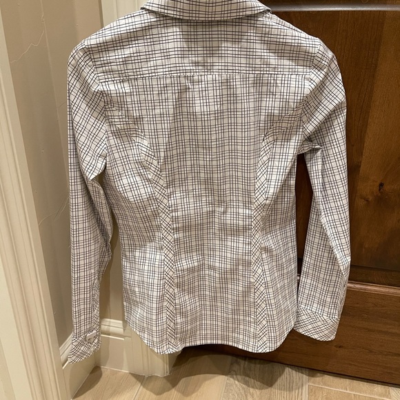 Express women’s Small Striped tailored essential shirt - Picture 3 of 8